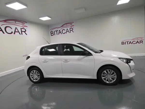 Peugeot 208 1.2 ACTIVE 3