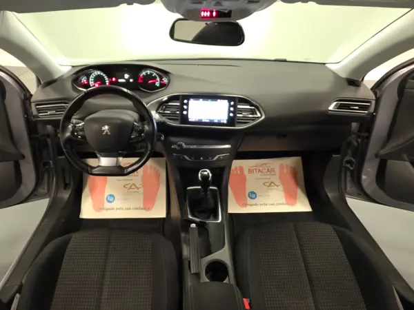 Peugeot 308 SW 1.5 BlueHDi Style 21