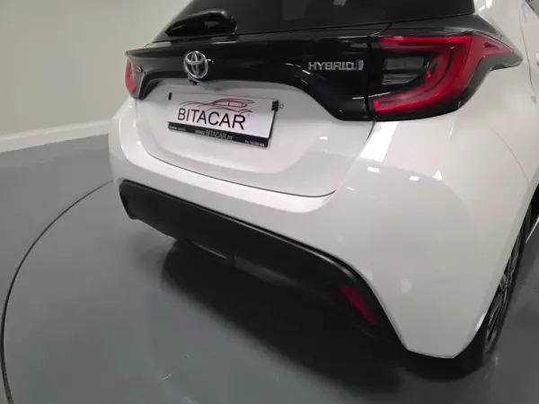 Toyota Yaris 1.5 HDF EXCLUSIVE 28