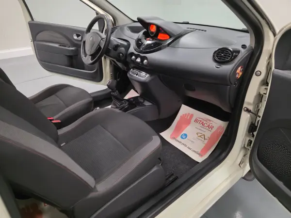 Renault Twingo 1.2 16V Dynamique 51