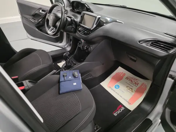 Peugeot 208 1.6 BlueHDi Active 10