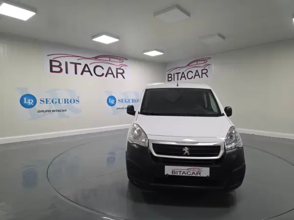 Peugeot Partner 1.6 HDI L1 PACK CD CLIM 12