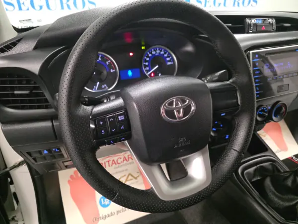 Toyota Hilux 2.4 D-4D 4WD CD CH 89
