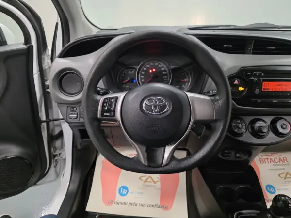 Toyota Yaris BIZZ 1.4 D-4D 90CV IVA DEDUTIVEL 100