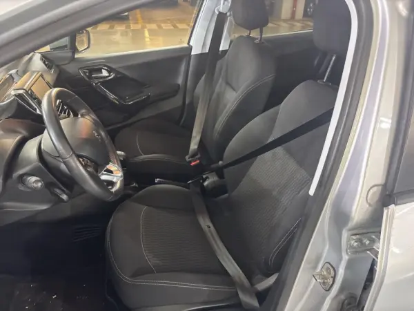 Peugeot 208 1.6 BlueHDi Active 6