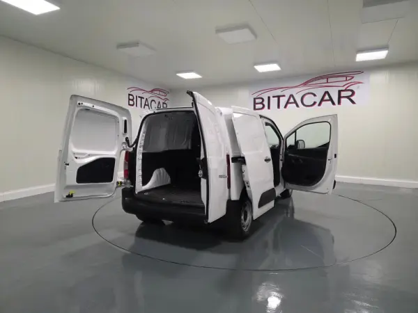 Toyota Proace CITY 1.5D IVA DEDUTIVEL 39