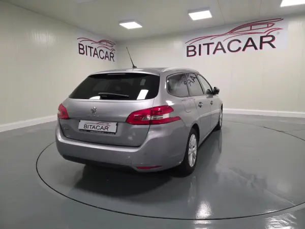 Peugeot 308 SW 1.5 BlueHDi Style 4