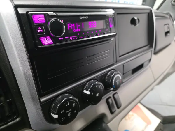 Mitsubishi Fuso Canter 3S13 FEA01CL4SE BASCULANTE IVA DEDUTIVEL 67