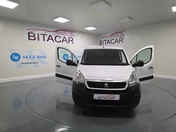 Peugeot Partner 1.6 HDI L1 PACK CD CLIM 23