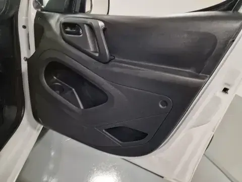 Peugeot Partner 1.6 BlueHDi Confort 42