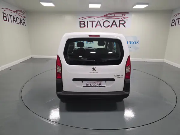 Peugeot Partner TEPEE 1.6 BLUEHDI 5 LUGARES 25