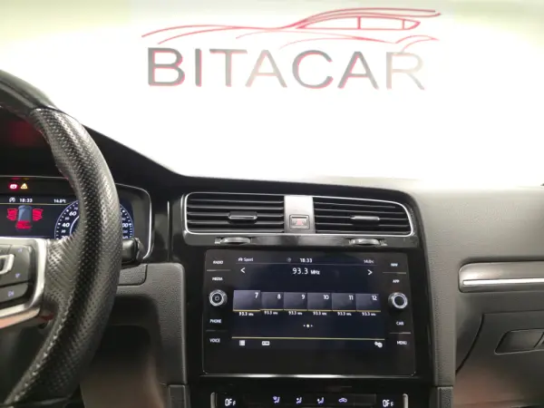 Volkswagen Golf 2.0 TSI GTI DSG Performance 93