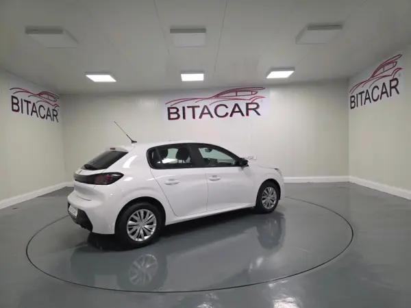 Peugeot 208 1.2 ACTIVE 39