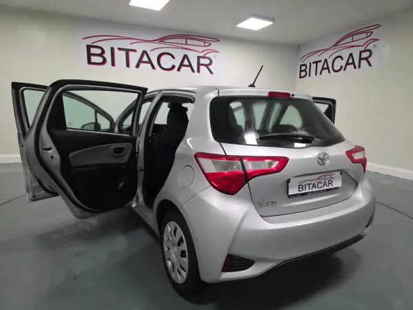 Toyota Yaris 1.4 D-4D ACtive+AC 27