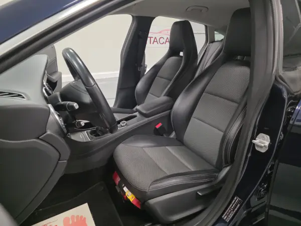 Mercedes-Benz CLA 180 d Shooting Brake Urban 72