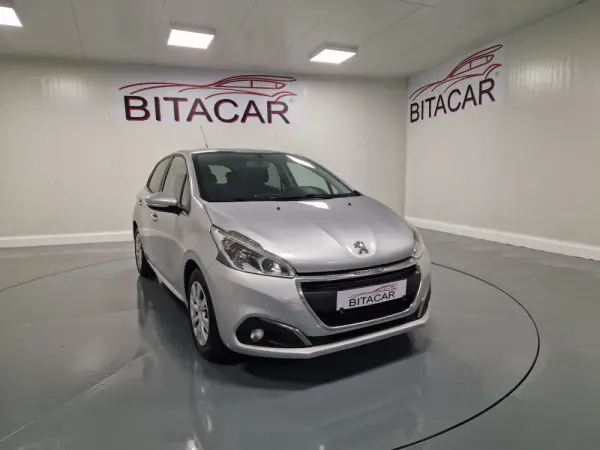 Peugeot 208 1.6 BlueHDi Active 1