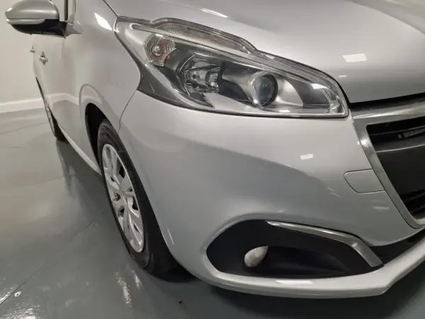 Peugeot 208 1.6 BlueHDi Active 5