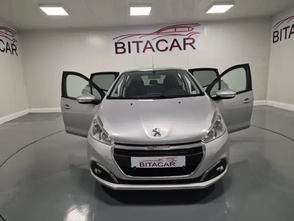 Peugeot 208 1.6 BlueHDi Active 15