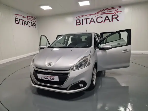 Peugeot 208 1.6 BlueHDi Active 17