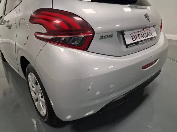 Peugeot 208 1.6 BlueHDi Active 21