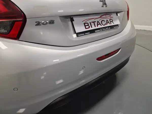 Peugeot 208 1.6 BlueHDi Active 23