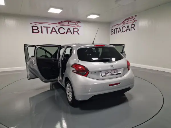 Peugeot 208 1.6 BlueHDi Active 30