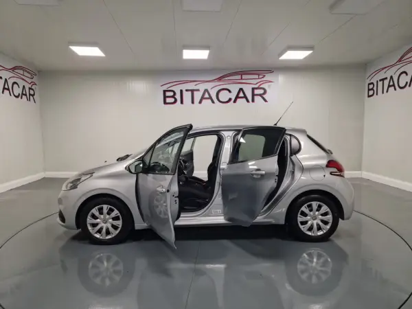 Peugeot 208 1.6 BlueHDi Active 33