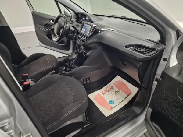Peugeot 208 1.6 BlueHDi Active 55