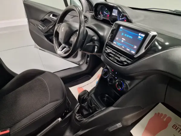 Peugeot 208 1.6 BlueHDi Active 58
