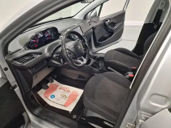 Peugeot 208 1.6 BlueHDi Active 66