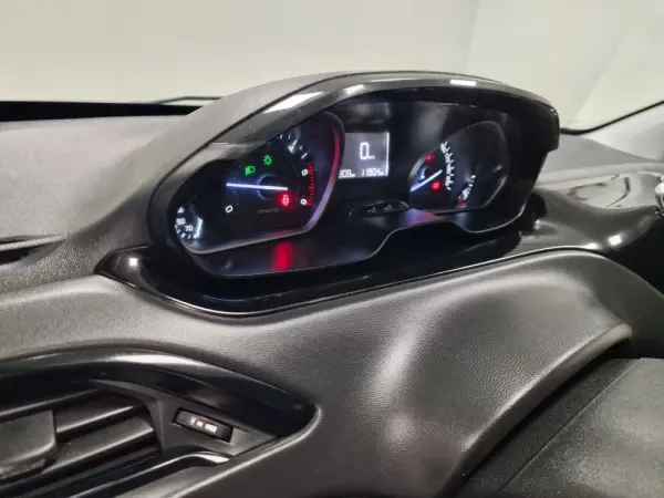 Peugeot 208 1.6 BlueHDi Active 75