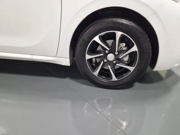 Peugeot 208 1.4 HDi Active 4