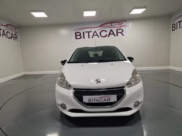Peugeot 208 1.4 HDi Active 7