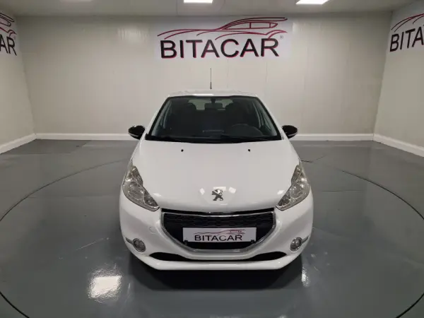 Peugeot 208 1.4 HDi Active 8