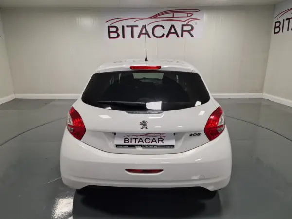 Peugeot 208 1.4 HDi Active 24