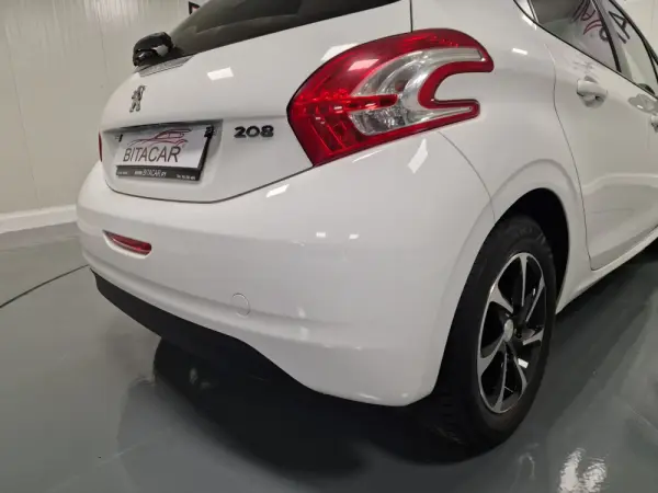 Peugeot 208 1.4 HDi Active 26