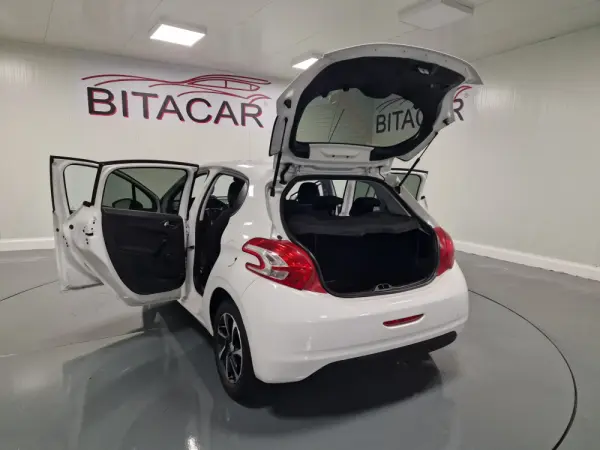 Peugeot 208 1.4 HDi Active 30