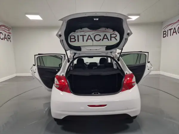 Peugeot 208 1.4 HDi Active 32