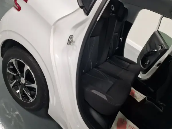 Peugeot 208 1.4 HDi Active 46
