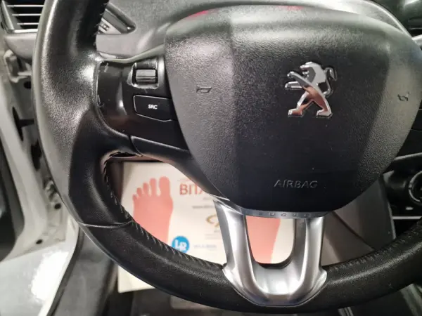 Peugeot 208 1.4 HDi Active 66