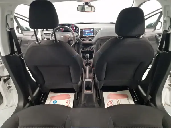 Peugeot 208 1.6 BlueHDi Style 55