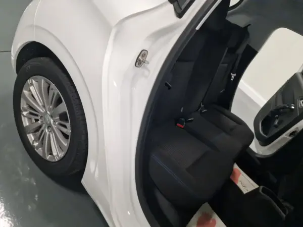 Peugeot 208 1.6 BlueHDi Style 57