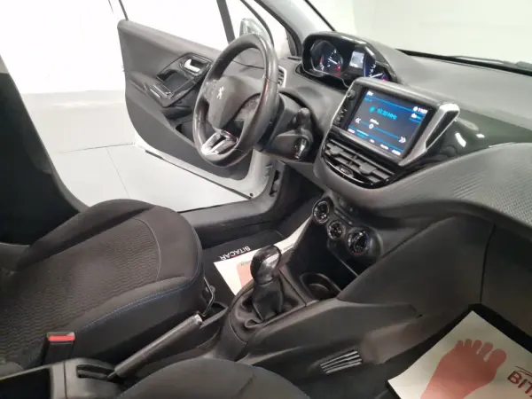 Peugeot 208 1.6 BlueHDi Style 68