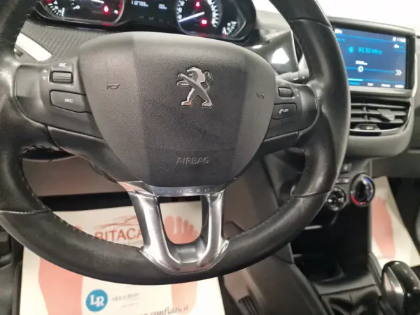Peugeot 208 1.6 BlueHDi Style 86