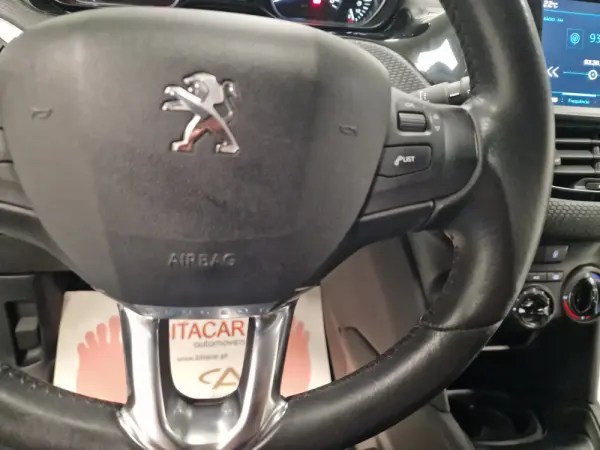 Peugeot 208 1.6 BlueHDi Style 87