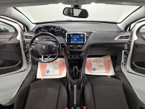 Peugeot 208 1.6 BlueHDi Style 97