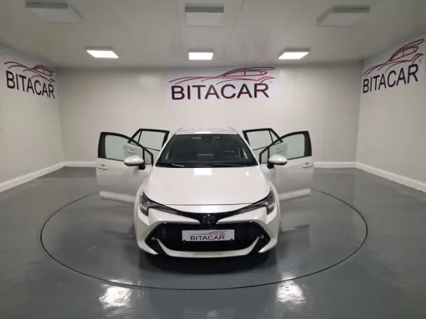 Toyota Corolla Touring Sports 1.8 Hybrid Comfort+P.Sport 13