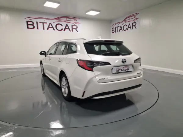 Toyota Corolla Touring Sports 1.8 Hybrid Comfort+P.Sport 23