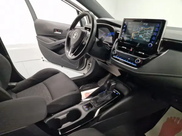 Toyota Corolla Touring Sports 1.8 Hybrid Comfort+P.Sport 55