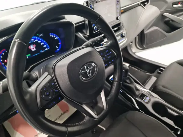 Toyota Corolla Touring Sports 1.8 Hybrid Comfort+P.Sport 78